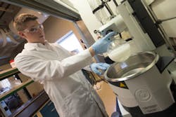 Industryweek Com Sites Industryweek com Files Uploads 2014 07 Bayer Lab 1 Industryweek Com Sites Industryweek com Files Uploads 2014 07 Bayer Lab 1