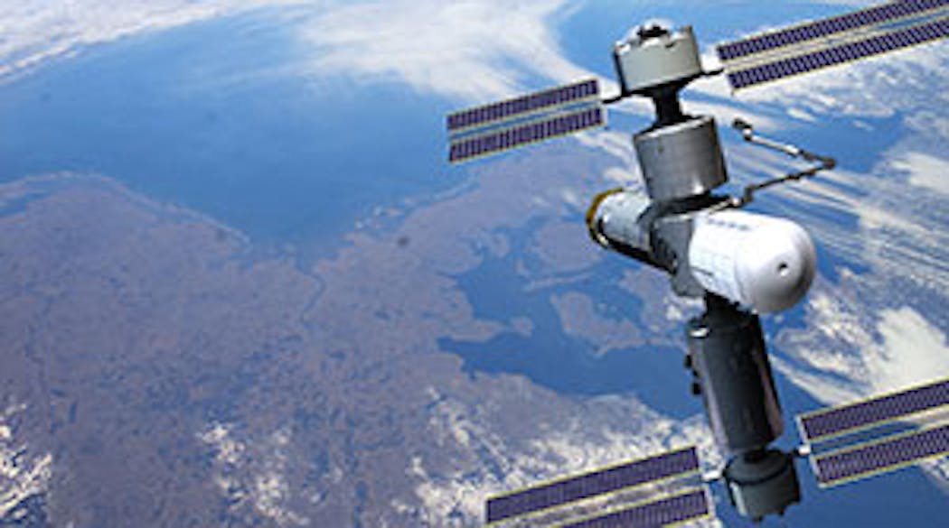 Industryweek Com Sites Industryweek com Files Uploads 2015 10 Axiom Station On Orbit