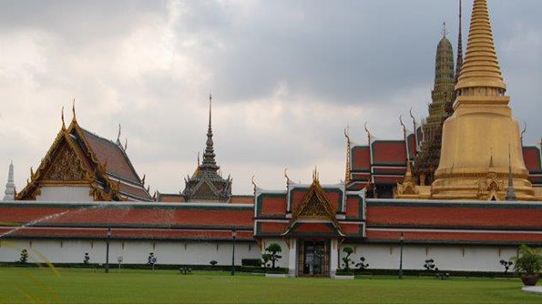 Thai Exports Suffer Worst Drop in Four Years