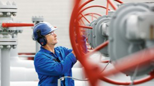 German Factory Orders Boosted by Foreign Demand