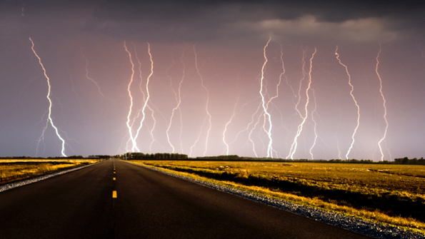 lightning strikes extreme weather natural disaster