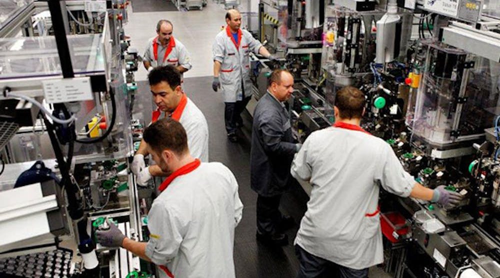 At Bosch&apos;s Stuttgart-Feuerbach factory, a skilled work team manufactures the CP4 high-pressure diesel pump.