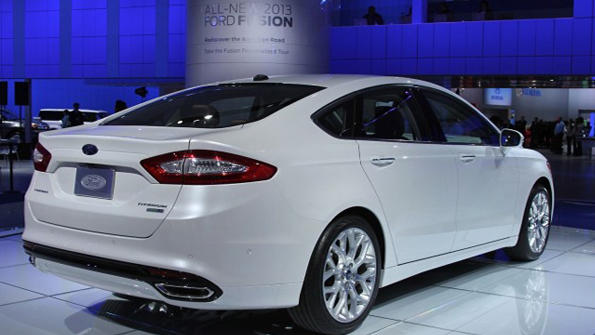 US Carmakers Extend Gains in January