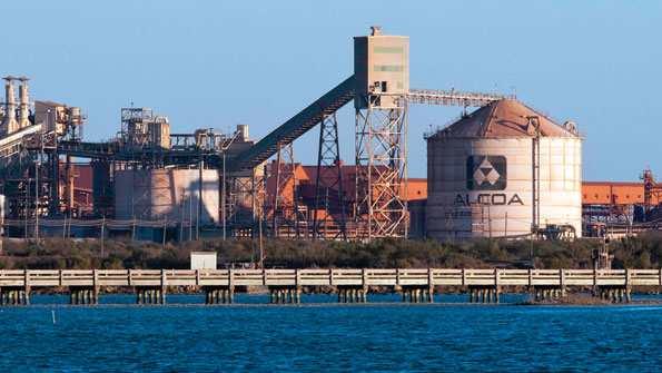 Lower energy costs an important competitive advantage for US manufacturers have allowed Alcoa to ramp up production at its Point Comfort Texas refinery