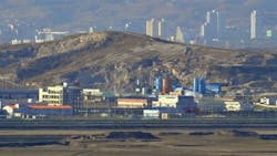 South Korean Workers Leave Industrial Zone South Korean Workers Leave Industrial Zone