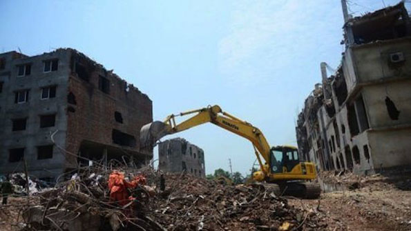 Bangladesh Garment Hub to Reopen After Unrest