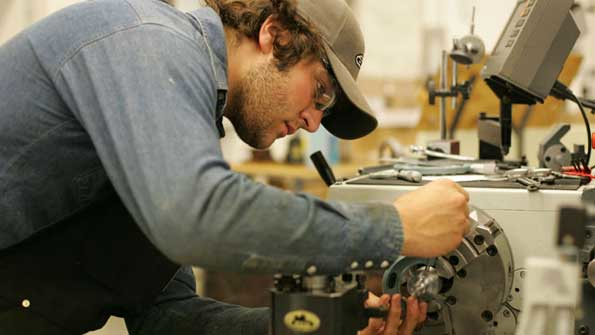 BLS Jobs Report Manufacturing Sector Goes Plus19000 for October