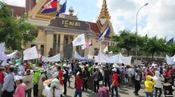 Industryweek 5858 Cambodian Garment Workers Join Opposition Protests