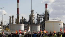 Oil Prices Fall on ProfitTaking Supply Concerns Oil Prices Fall on ProfitTaking Supply Concerns