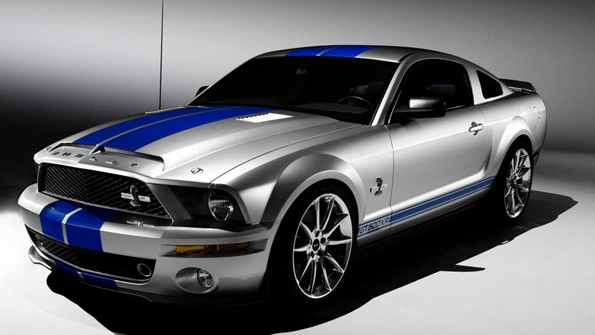 Ford Chrysler Close 2013 with Gains in US Sales