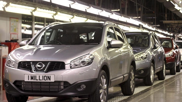 Nissan Launch Fuels Britains Car Industry Revival