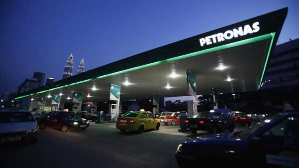 Petronas Signs On With YPF to Invest in Argentina Gas Shale