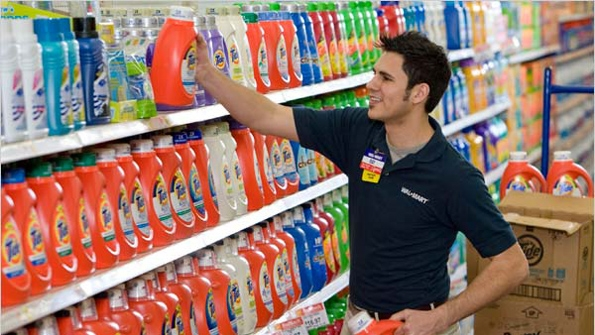 Walmart Profits Drop 21 on Weak US Sales