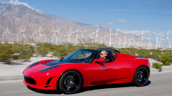 Tesla Unveils Gigafactory to Ramp up Massmarket Car