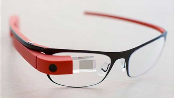 Google Partners With RayBan Maker for Smart Eyewear