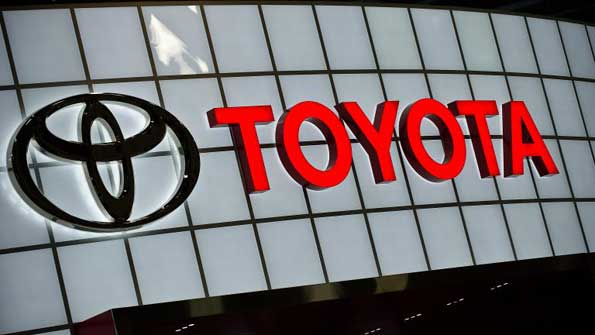 Toyota to Spend 35 Billion on Share Buyback