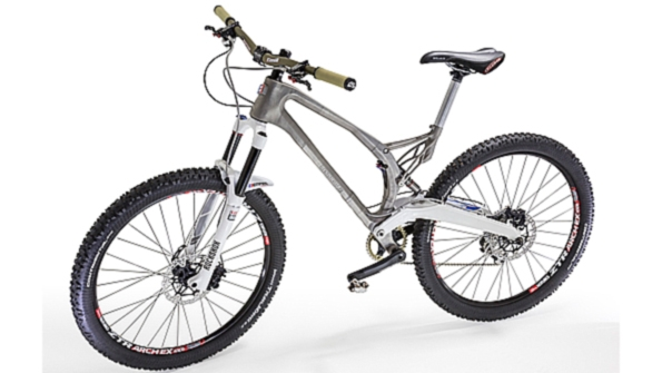 The finished mountain bike with a frame assembled from titanium parts produced by additive manufacturing