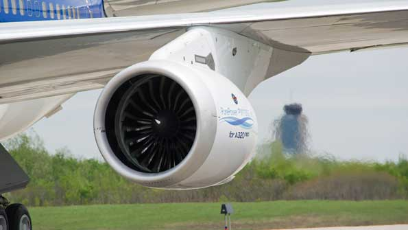 Alcoa in 11 Billion Jet Engine Deal with Pratt Whitney
