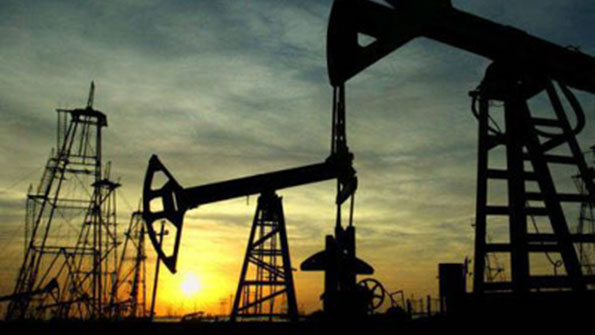 Oil Prices Advance on Signs of strong US Demand