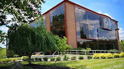 DuPont Investor Calls for Breakup of Company DuPont Investor Calls for Breakup of Company