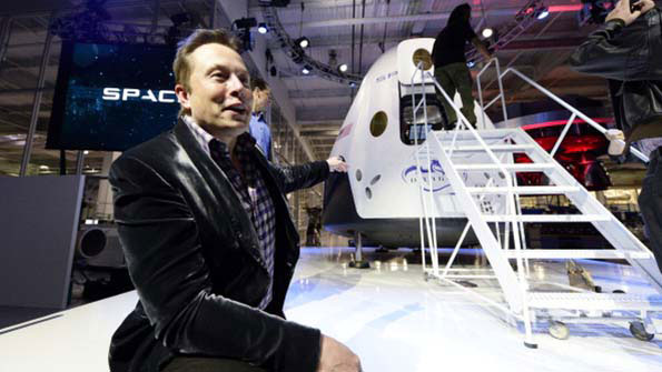 SpaceX Chief Elon Musk Eyes Internet Satellites