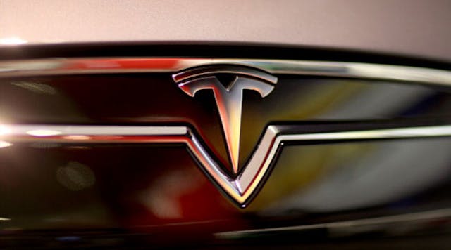 Industryweek 7782 Nasdaq Drops Tesla Netflix Stumble