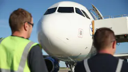 US Frontier Airlines Orders Nine Airbus A321s US Frontier Airlines Orders Nine Airbus A321s