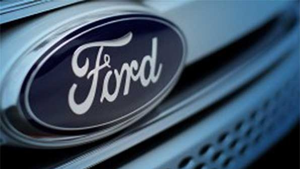 Kerry Tours New Ford Plant in Western India