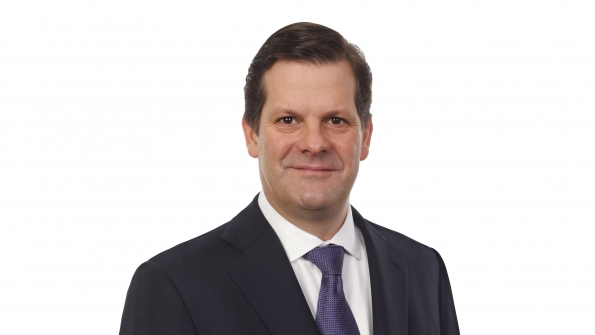 Bombardier CEO Steps Aside in Shakeup