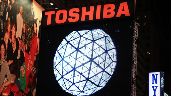 Toshiba Execs Face Investor Wrath over Accounting Scandal