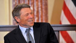 US CEO Retirement Funds Dwarf Employee Nest Eggs US CEO Retirement Funds Dwarf Employee Nest Eggs