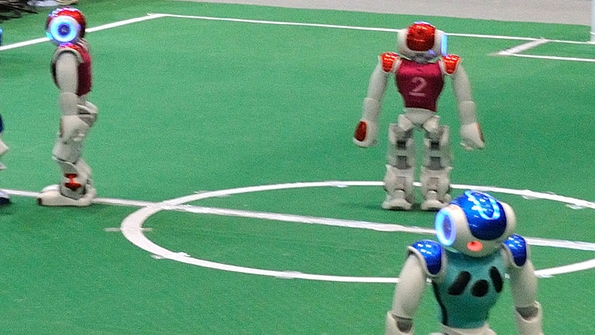 Manufacturers Seek Buyers for Machine People at Robotics Conference