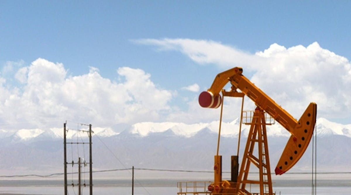 Oil well in Qaidam Basin, Qinghai Province, China