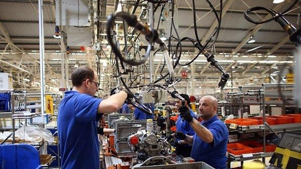 US Must Keep Manufacturing in the Economic Drivers Seat