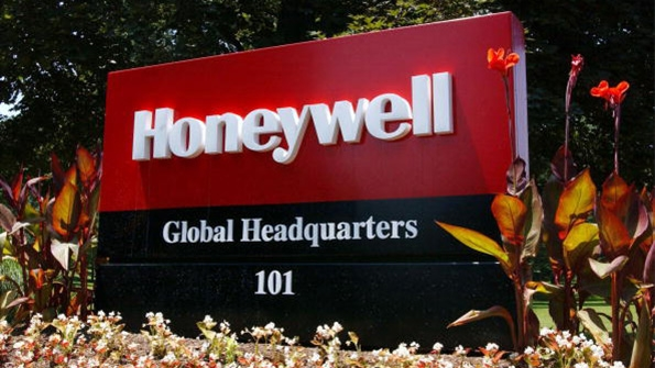 Honeywell Drops Most in 13 Months After Profit Misses Target