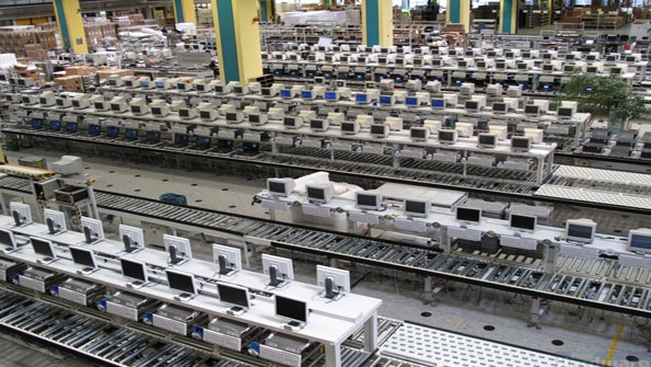 Fujitsu Plans 1800 UK Job Cuts