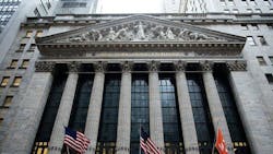 Dow Passes 20000 Points for the First Time Dow Passes 20000 Points for the First Time