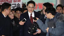 Samsungs Deals Decisions Seen on Hold as Lee Faces Trial