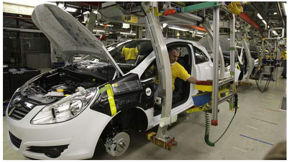 GM to Cut 1100 Michigan Jobs as SUV Output Shifts to Tennessee