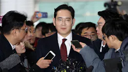 Samsung vice chairman Lee JaeYong remains in detention facing charges Samsung vice chairman Lee JaeYong remains in detention facing charges