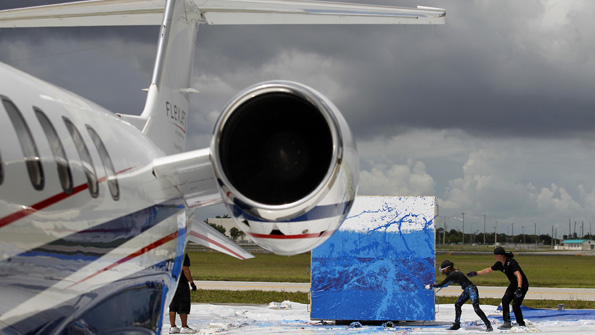 Jet Art Group uses Flexjets Learjet to create art