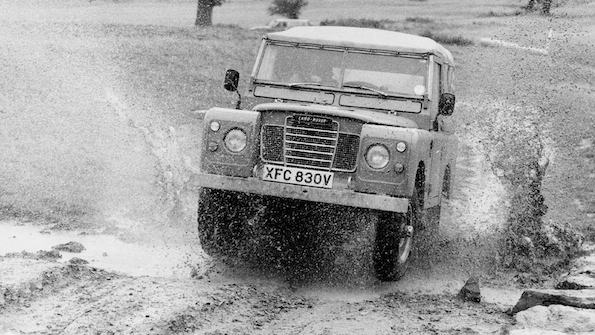 Farewell, Landy: Historic Factory Photos of the Land Rover Defender ...