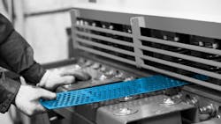 handsmetalworker.jpg handsmetalworker.jpg