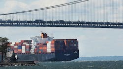 Shipping container Shipping container