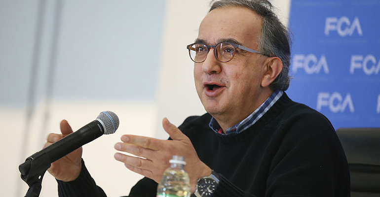 Sergio Marchionne speaking into microphone