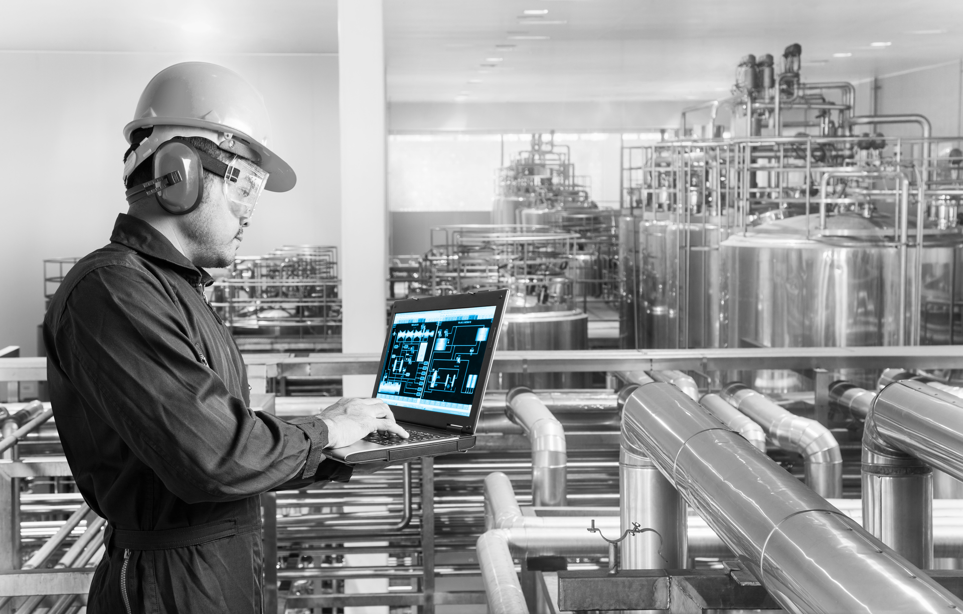 Manufacturers: Now Is the Time to Make the Shift to Digital