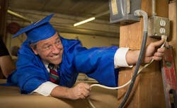 mikerowe-plug-graduation mikerowe-plug-graduation