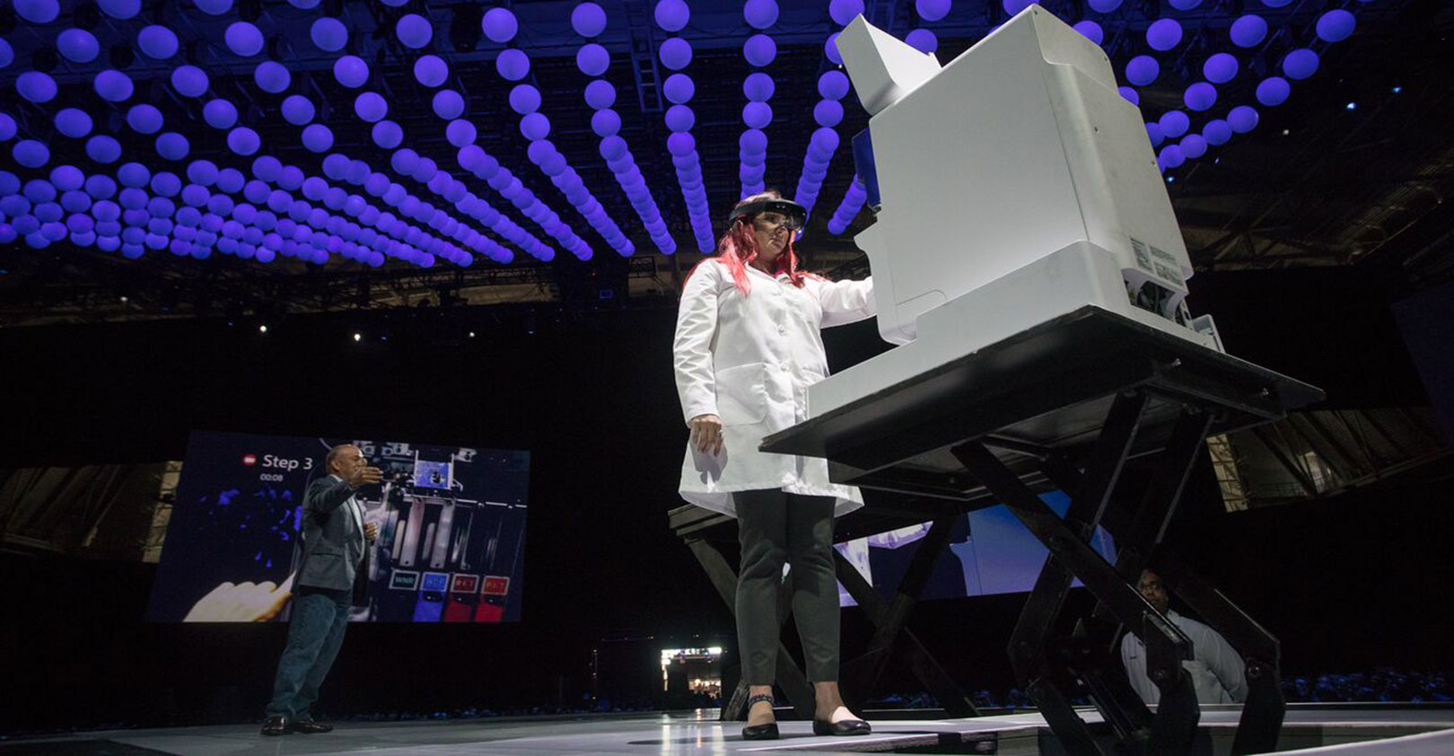 ar-liveworx-18-stage