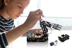 buhl-girl-robo-arm-750 buhl-girl-robo-arm-750