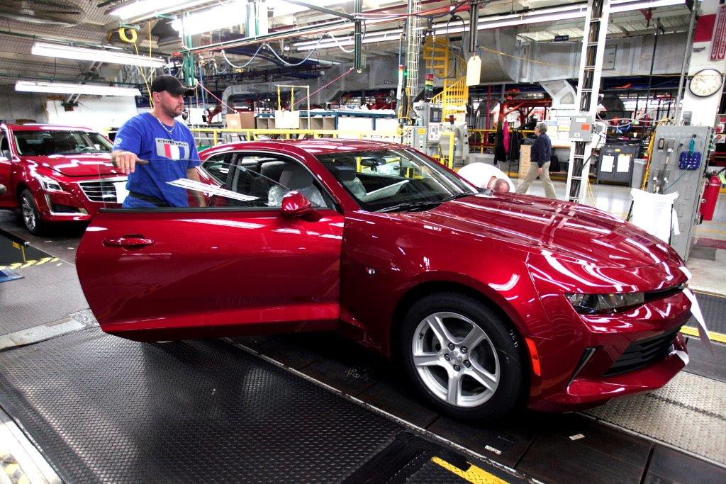 GM Offers Jobs to Workers Marked for Layoffs, But UAW Shrugs
